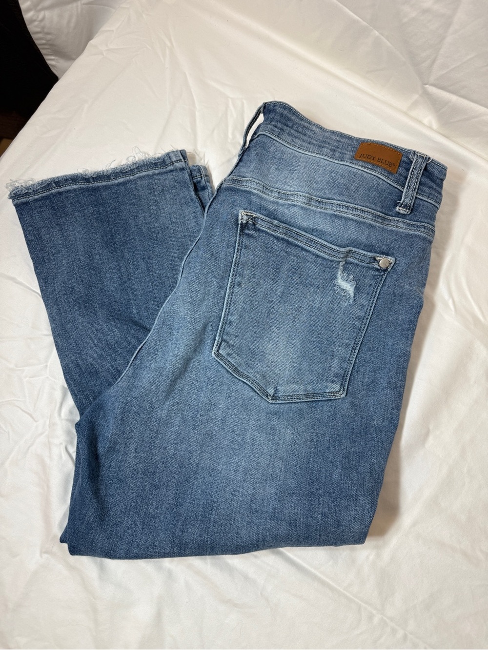 Judy Blue Medium Blue Bootcut CAPRIS